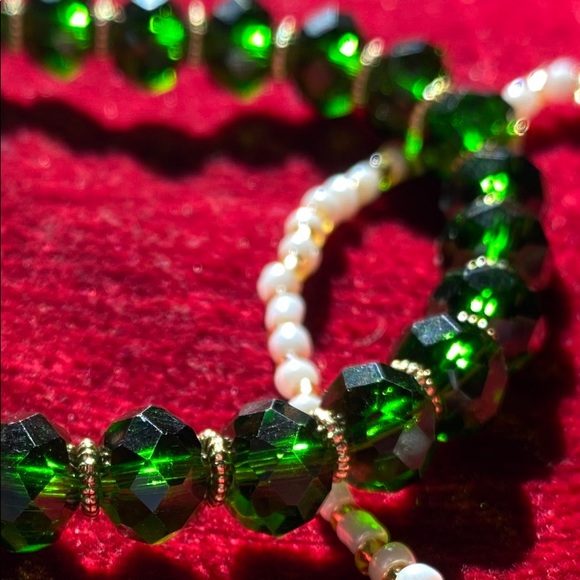BRAND NEW Green Crystal glass bead, Agate, Bracelet set. - Picture 2 of 5
